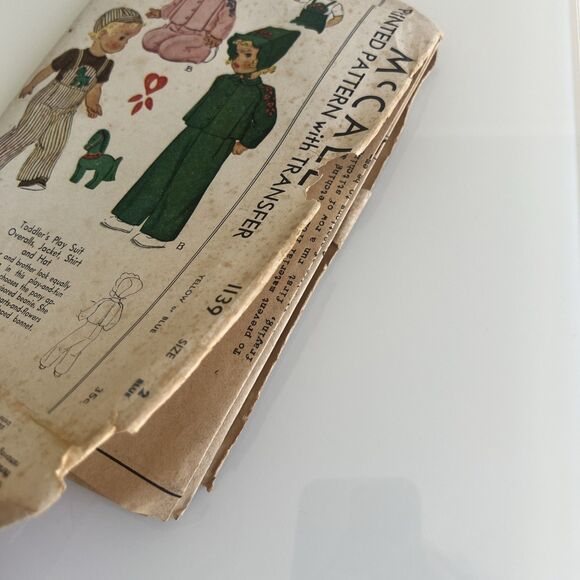 Vintage 1940s McCalls Sewing Pattern 1139 Toddler Playsuit Overalls Jacket Shirt - Picture 4 of 4